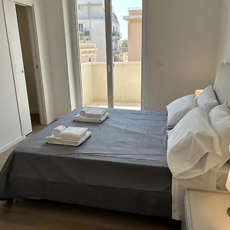 Stefania Apartment *